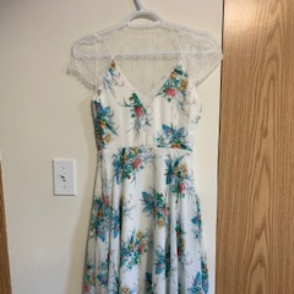 Asos lace floral Dress - Picture 3 of 4